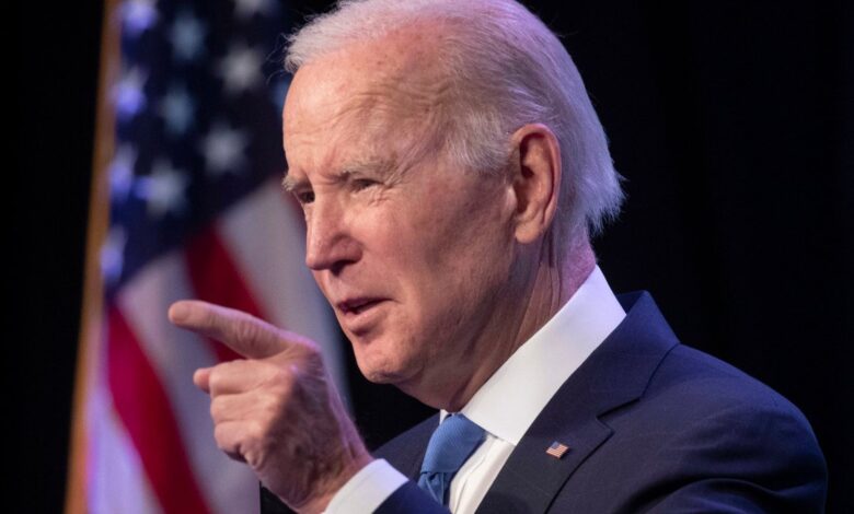 Joe Biden aspira a que más de la mitad de los autos sean eléctricos para el 2032
