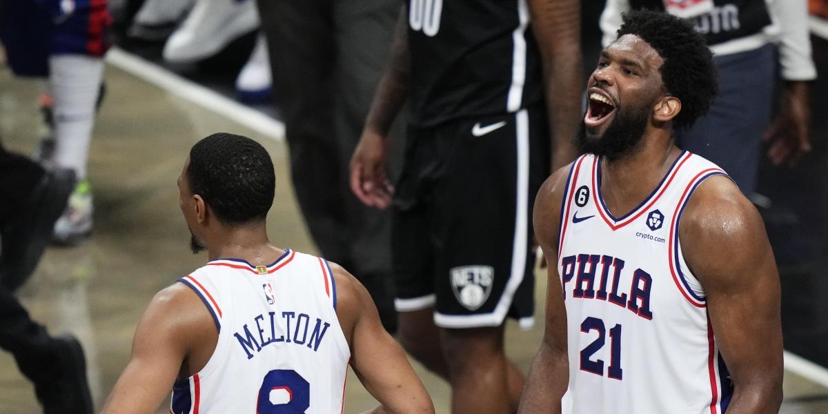 Joel Embiid se perderá el cuarto partido por un esguince en la rodilla