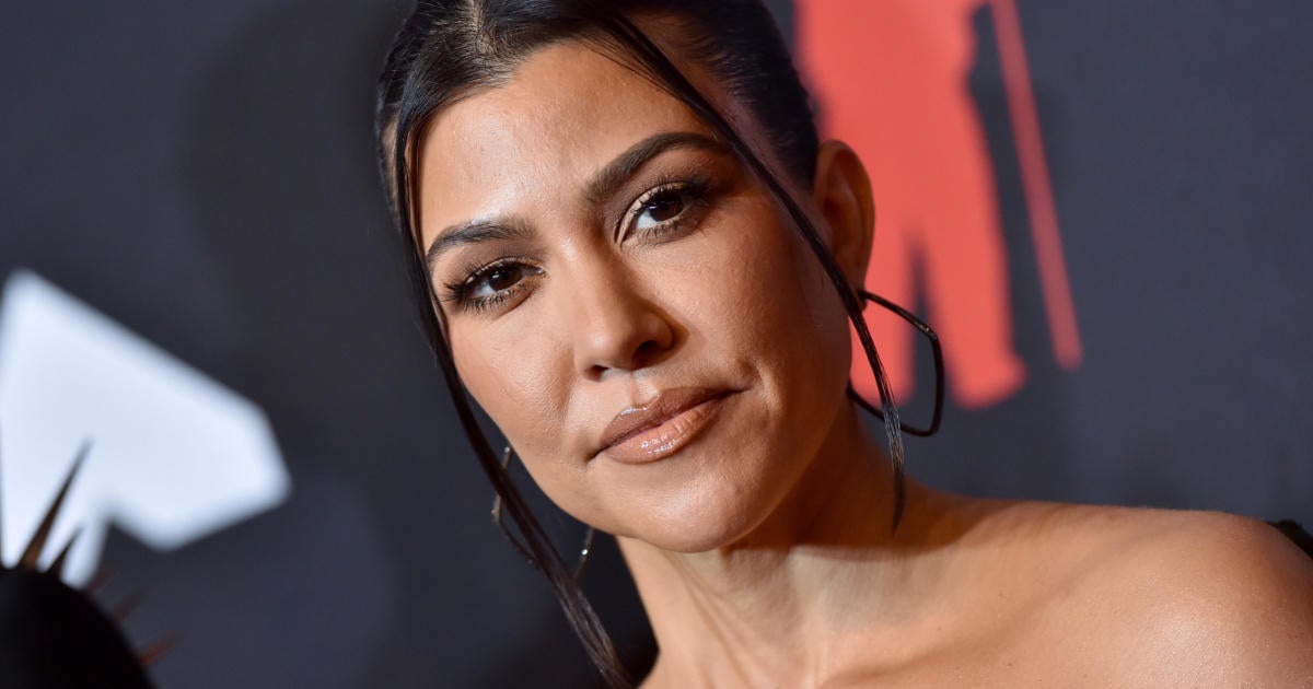 Kourtney Kardashian responde a los comentarios sobre el baño lleno de comida ‘desagradable’