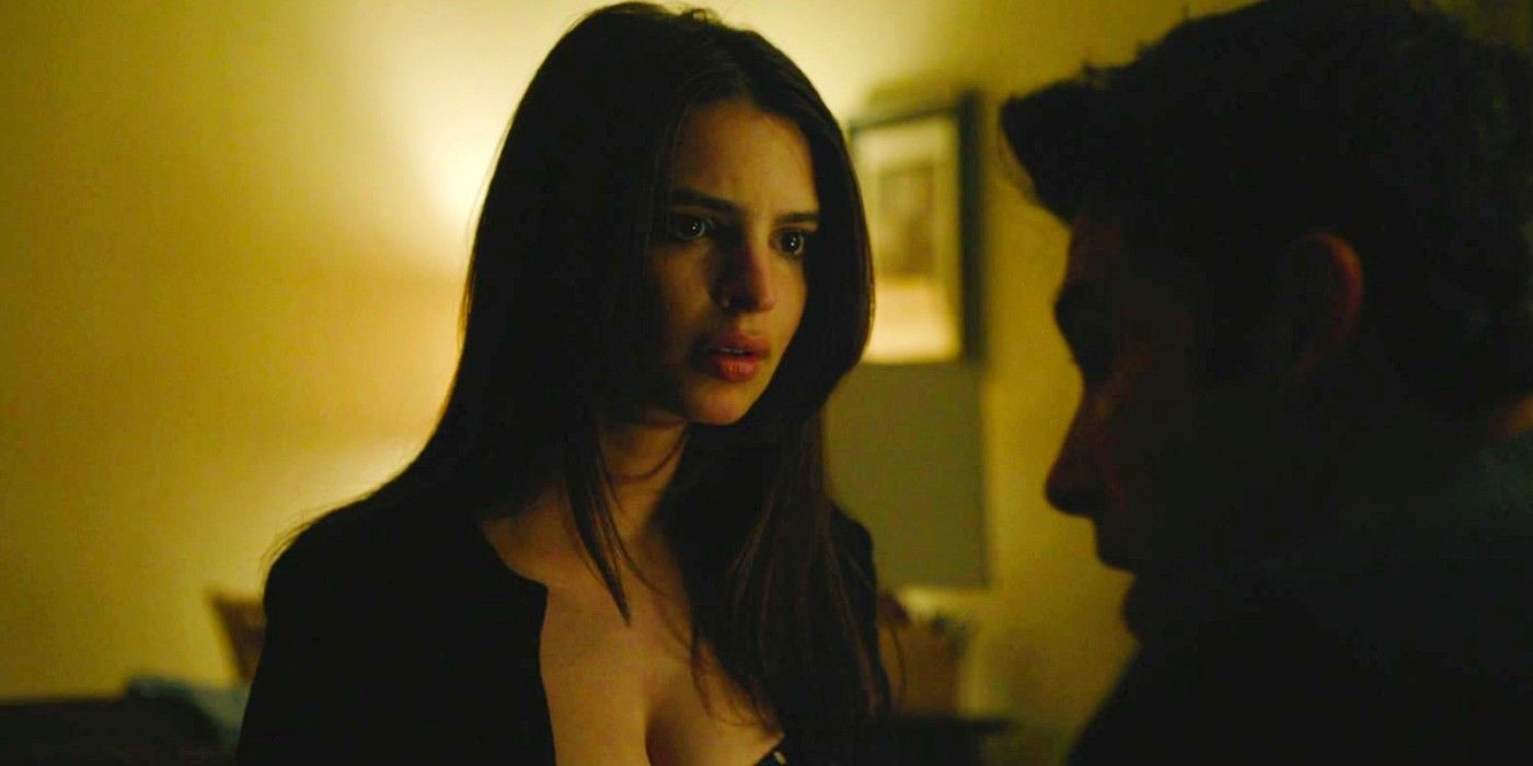 Emily Ratajkowski having an affair with Ben Affleck in Gone Girl