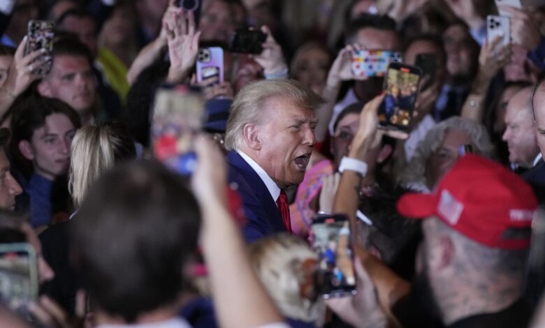 La causa contra Trump suscita dudas jurídicas sobre la relevancia de los cargos y las competencias del fiscal