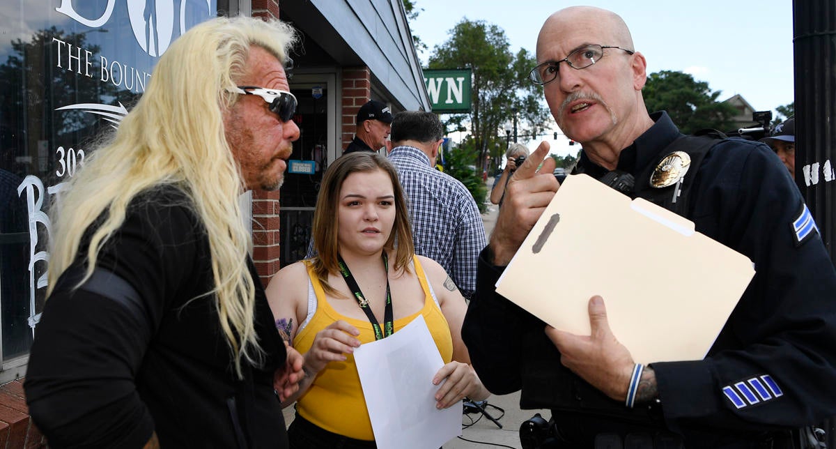 La hija de Dog the Bounty Hunter, Bonnie, habla después del devastador incendio en su casa
