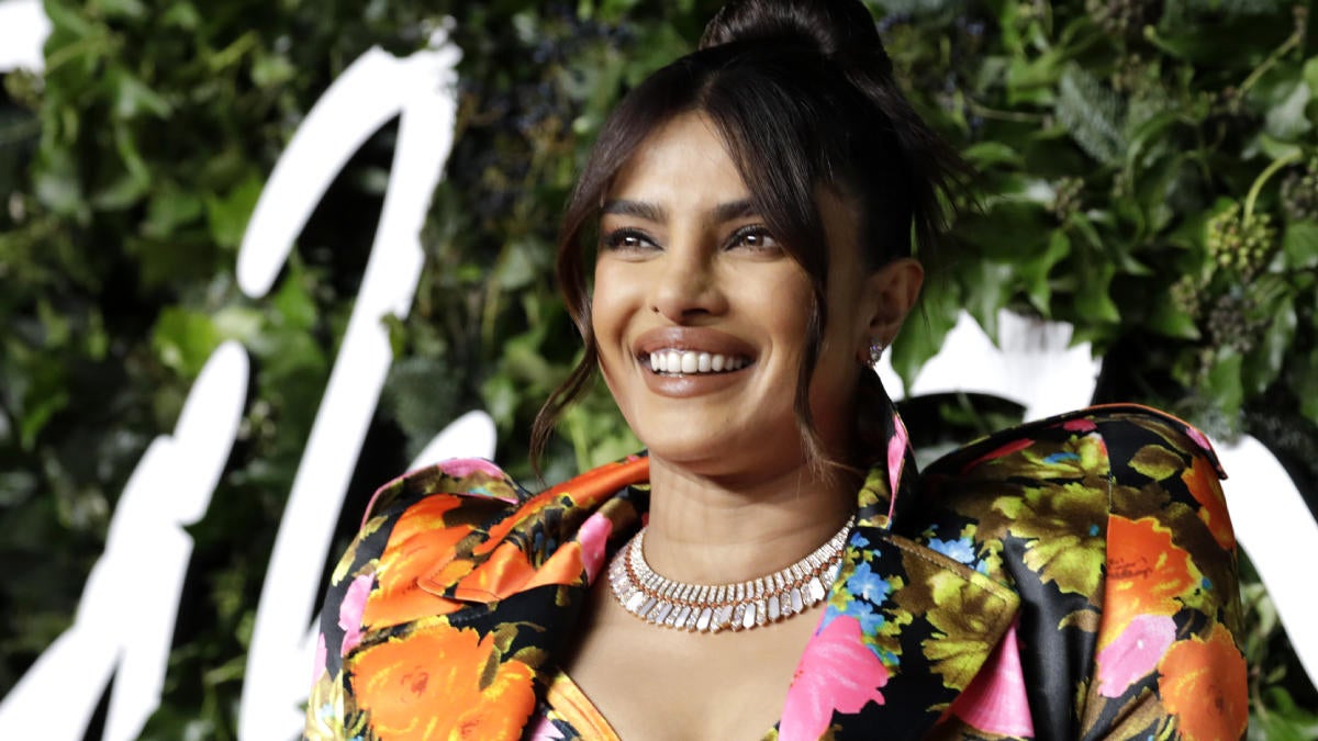 La nueva película de John Cena e Idris Elba agrega a Priyanka Chopra Jonas