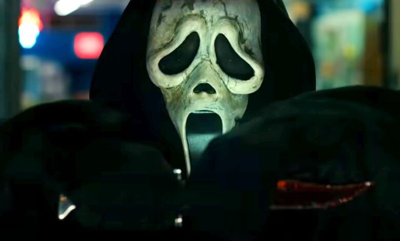 Ghostface about to clean his knife in Scream 6.