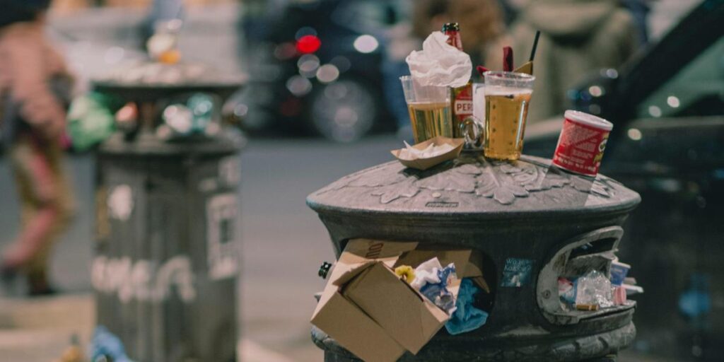 Las 10 ciudades más sucias de España: Madrid y Barcelona están, pero hay sorpresas