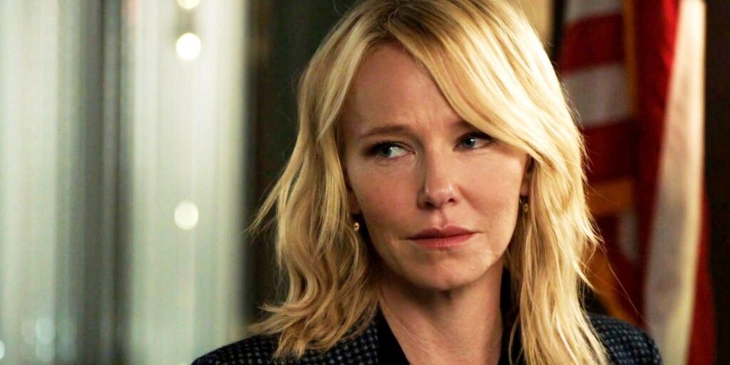 Kelli Giddish as Amanda Rollins in Law & Order SVU
