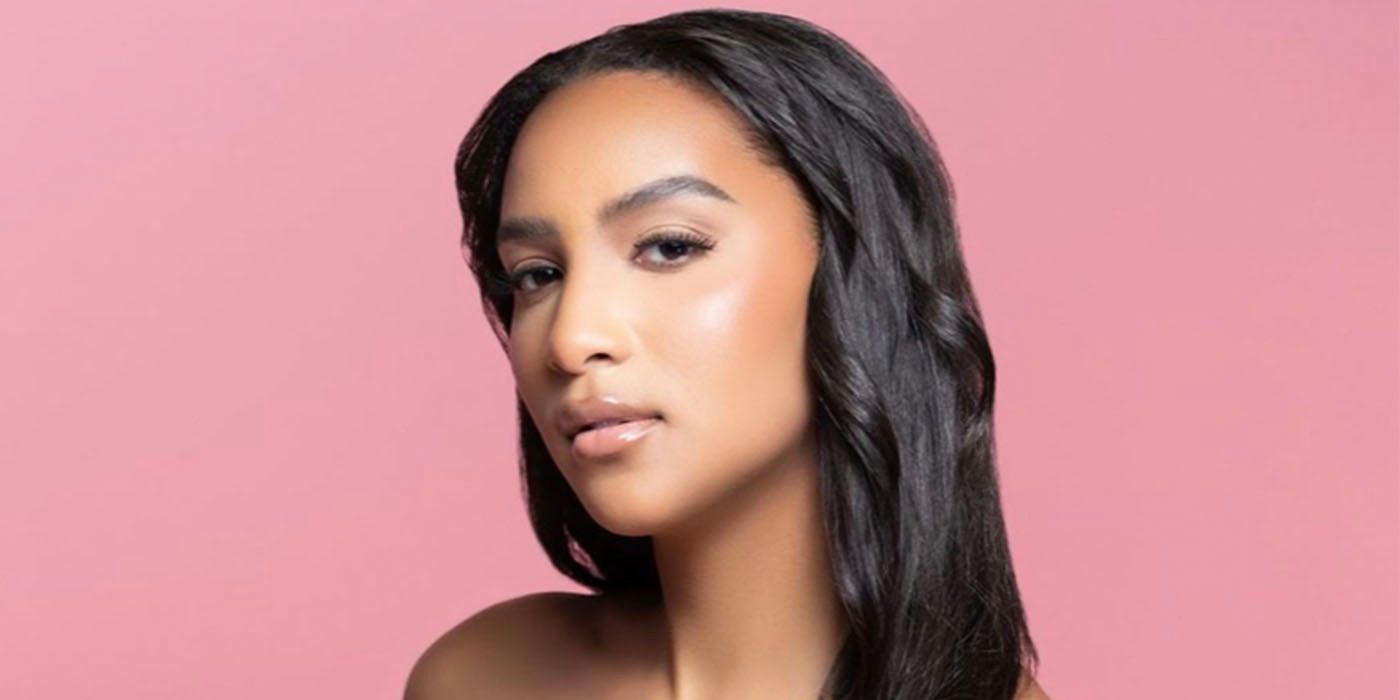 Chantel Jimeno from The Family Chantel with a pink background