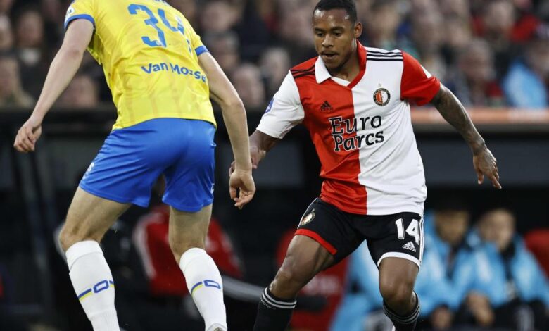 Manita de un Feyenoord que se acerca al título