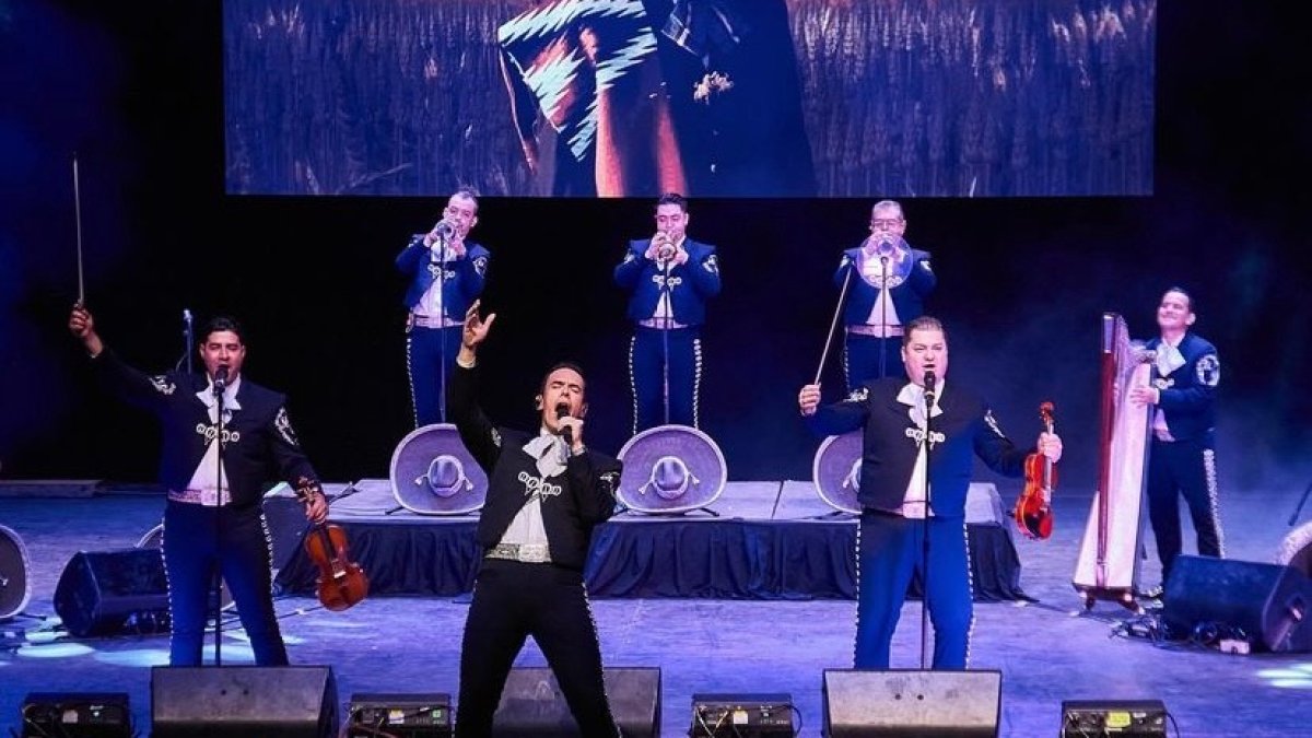 Mariachi Vargas de Tecalitlán se presenta en Inglewood