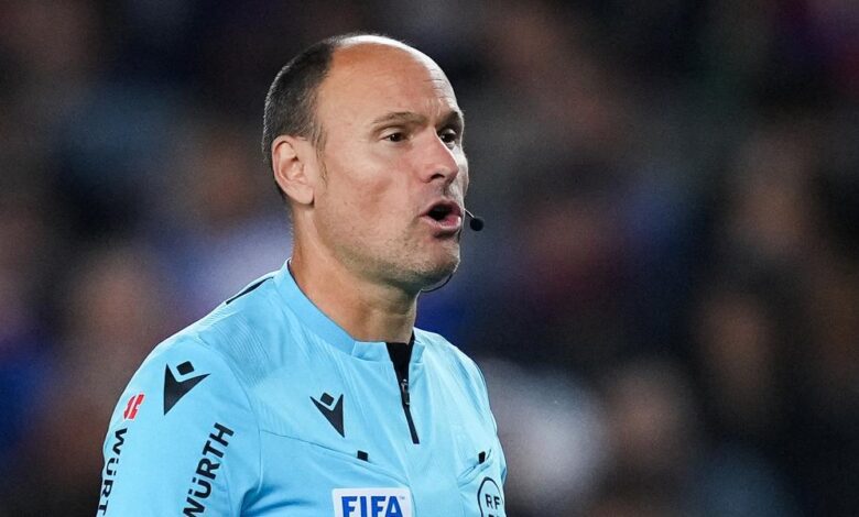Mateu Lahoz, en Europa League