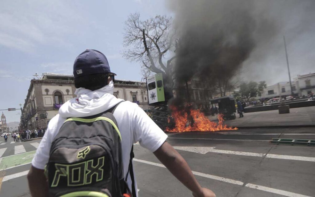 Michoacán: Exigen investigar a Silvano Aureoles por masacre de 2017