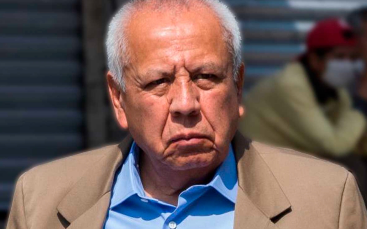 Migrantes exigen justicia ante la audiencia Garduño