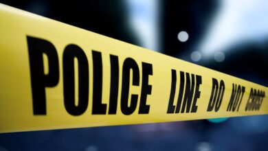 Mujer baleada a muerte al conducir a casa equivocada en NY