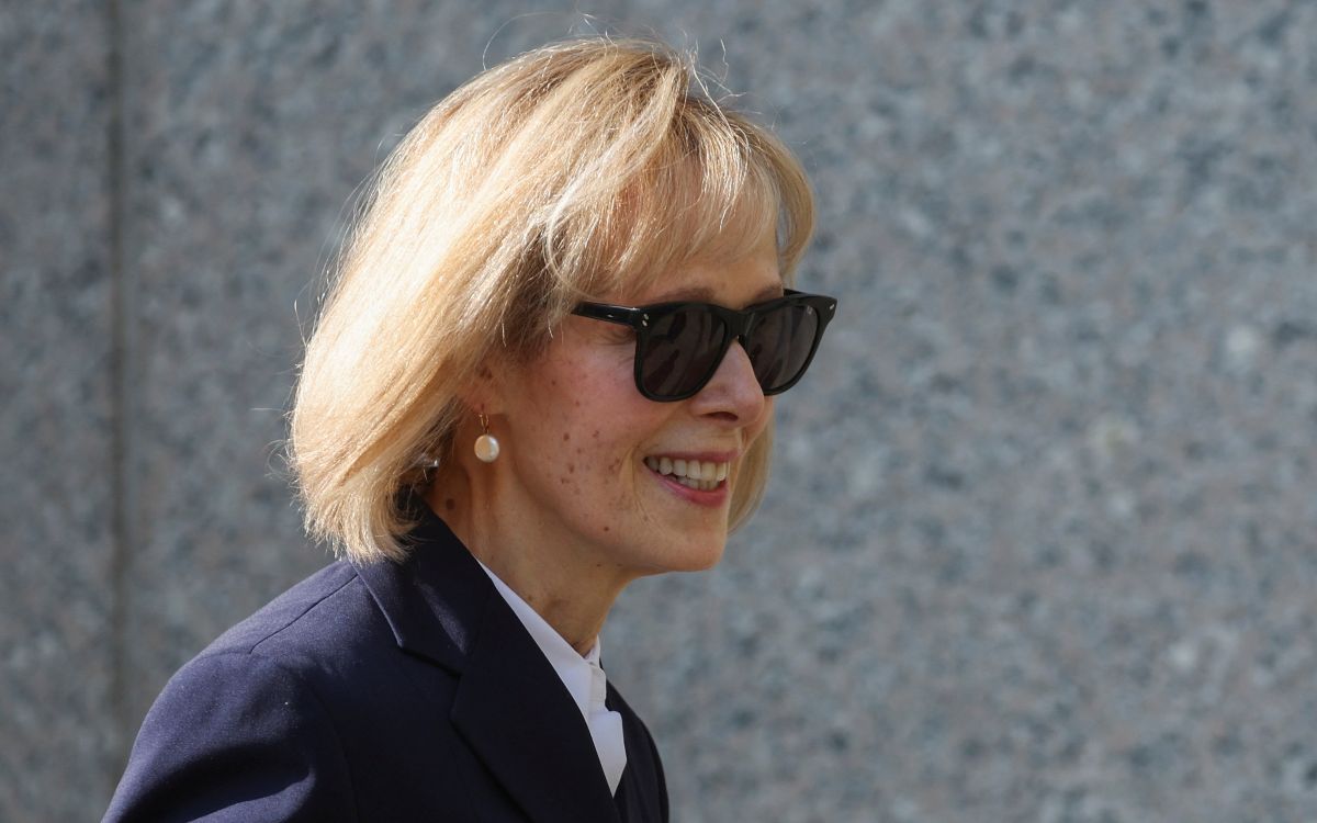 Mujer que acusa a Trump de violación dice que él 'mintió y destrozó su reputación'