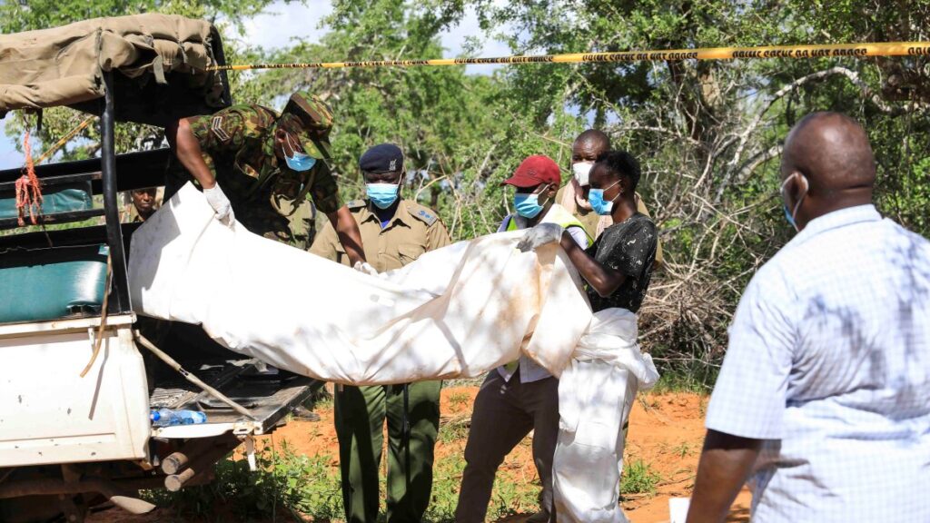 Murieron de hambre para “encontrar a Jesucristo”: hallan decenas de cadáveres y acusan a líder de secta