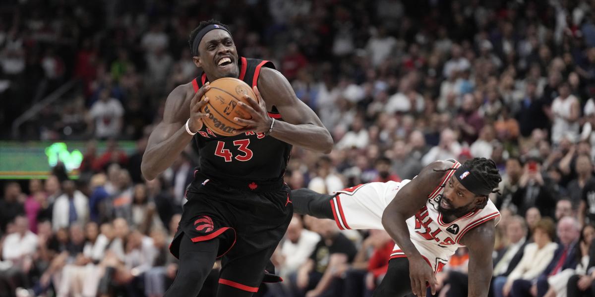 Patrick Beverley la vuelve a liar pero sale indemne de su patada a Adebayo