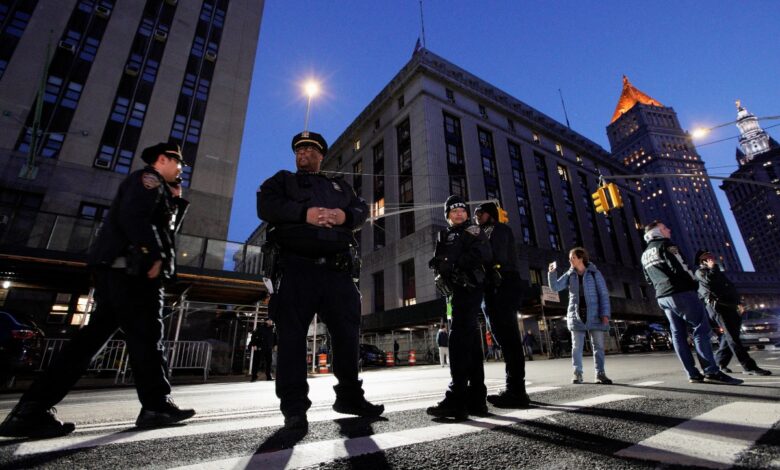 Policía de NY convoca a todos sus agentes ante posible movilización por Trump