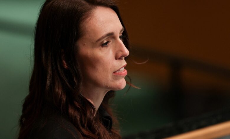 Primera ministra de Nueva Zelanda se despide con emotivo discurso