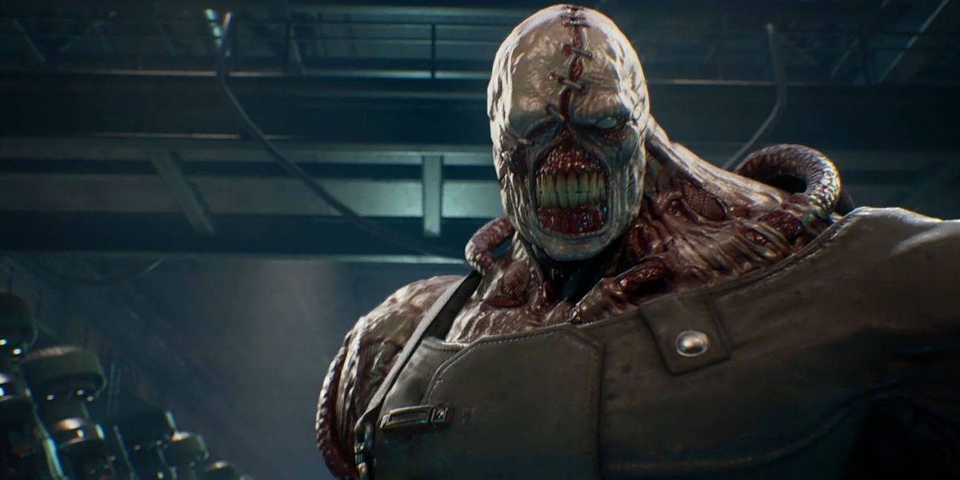 El Némesis del remake de Resident Evil 3, con los dientes al descubierto y la carne cosida sobre la cara.