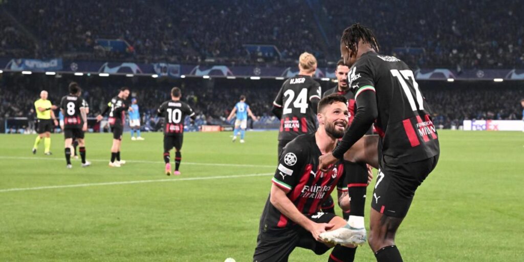 Rafael Leao deja claras sus intenciones de futuro tras su exhibición en Nápoles