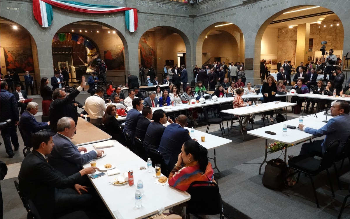 Reacciones al ‘fast track’ de Morena y aliados