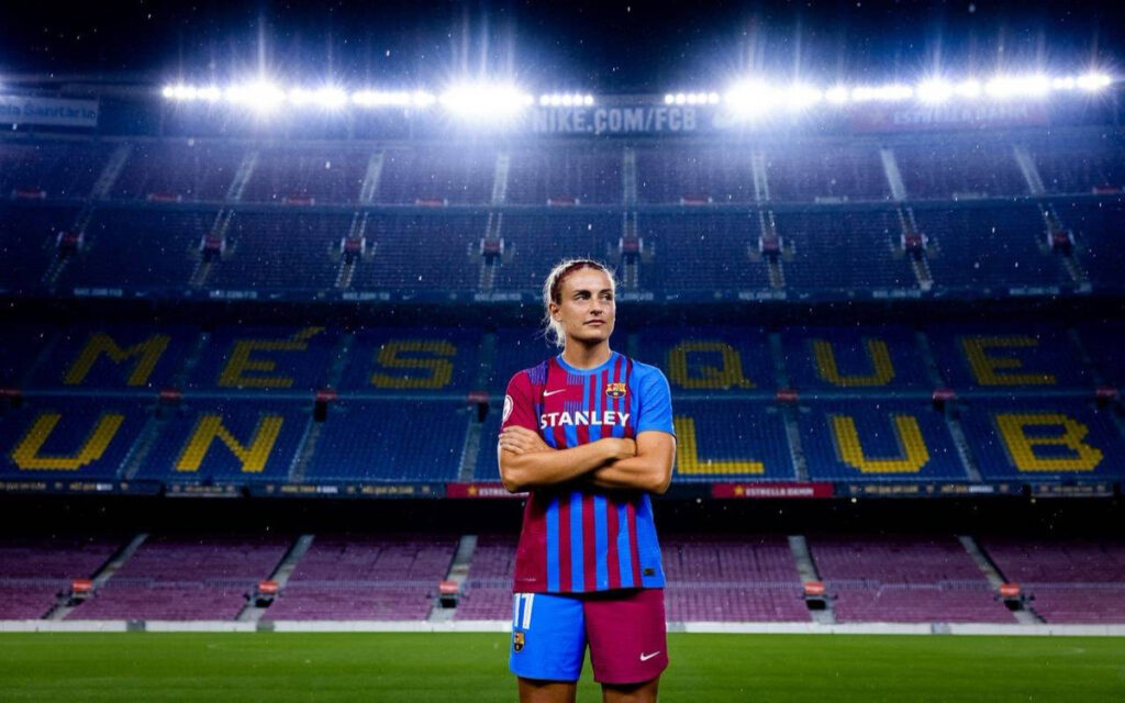 Recibe Alexia Putellas el alta médica, tras una larga rehabilitación | Video