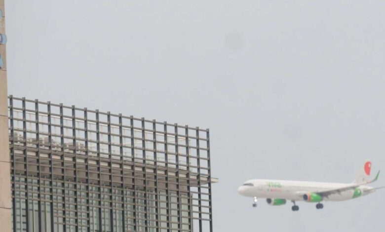 Reforma aérea de AMLO afectaría competencia: Cofece