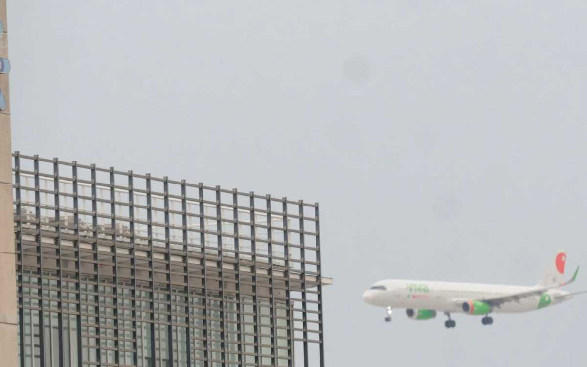 Reforma aérea de AMLO afectaría competencia: Cofece