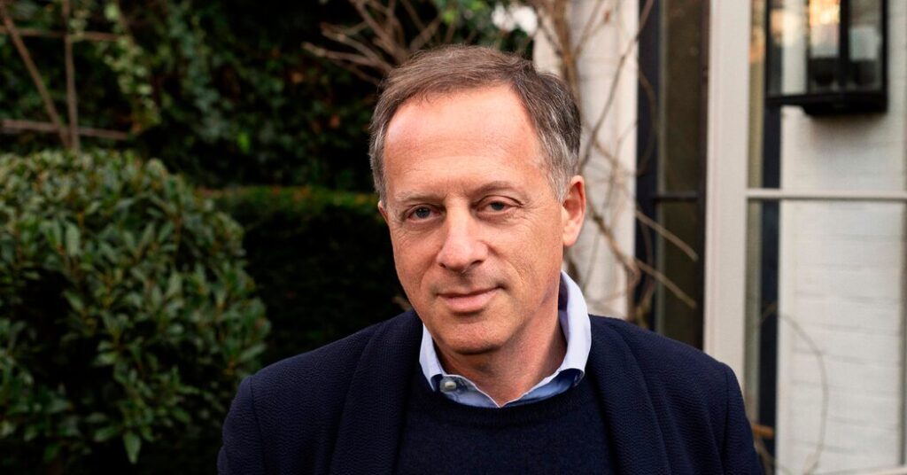 Renuncia el presidente de la BBC, lo que profundiza la agitación en la emisora del Reino Unido