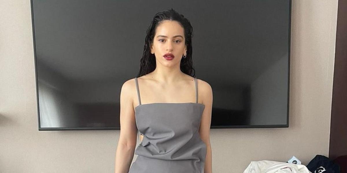 Rosalía da la sorpresa y asiste al partido crucial de los Lakers