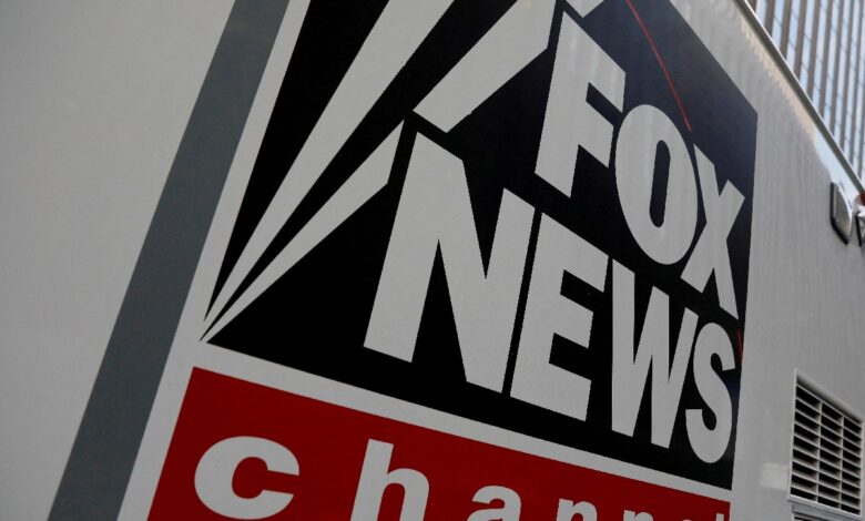 Sancionan a la cadena Fox por desinformación sobre fraude electoral