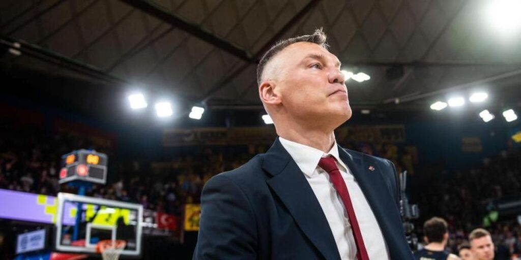 Saras confirma la baja de Higgins y Abrines "llega más o menos bien"