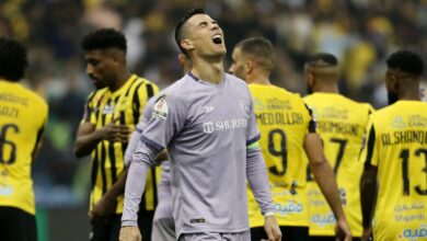 Sauditas piden deportación de Cristiano Ronaldo por agarrarse los genitales ante el público