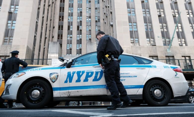 Se le informará a Trump que está bajo arresto cuando se entregue en la corte de Manhattan