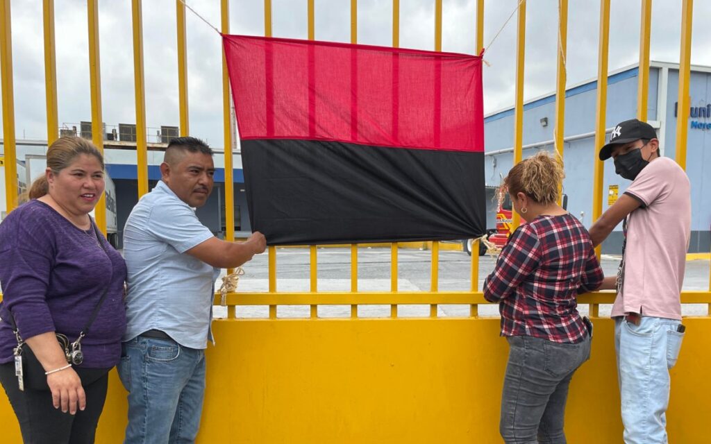 Se van a huelga más de 500 trabajadores de maquiladora en Tamaulipas