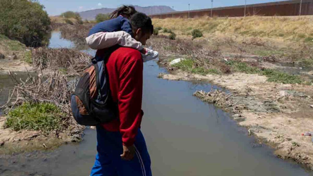 Senador Bob Menéndez devela plan para renovar programas de inmigración