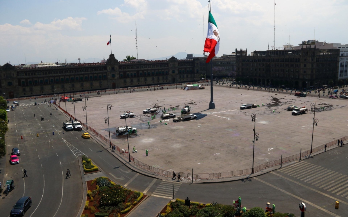 Senadora propone renombrar Zócalo por ser ‘homenaje’ a monarquía