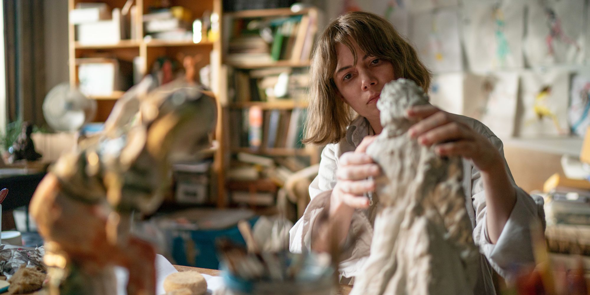 Showing Up Review: una meditación ricamente texturizada sobre la exhibición de arte