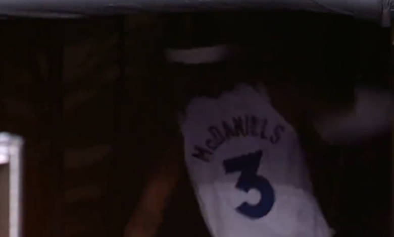 Surrealista: así se rompió la mano McDaniels, otro de los 'Wolves' con mucho genio