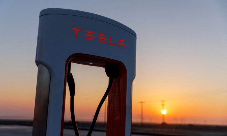 Tesla es demandada, otra vez, por discriminación racial