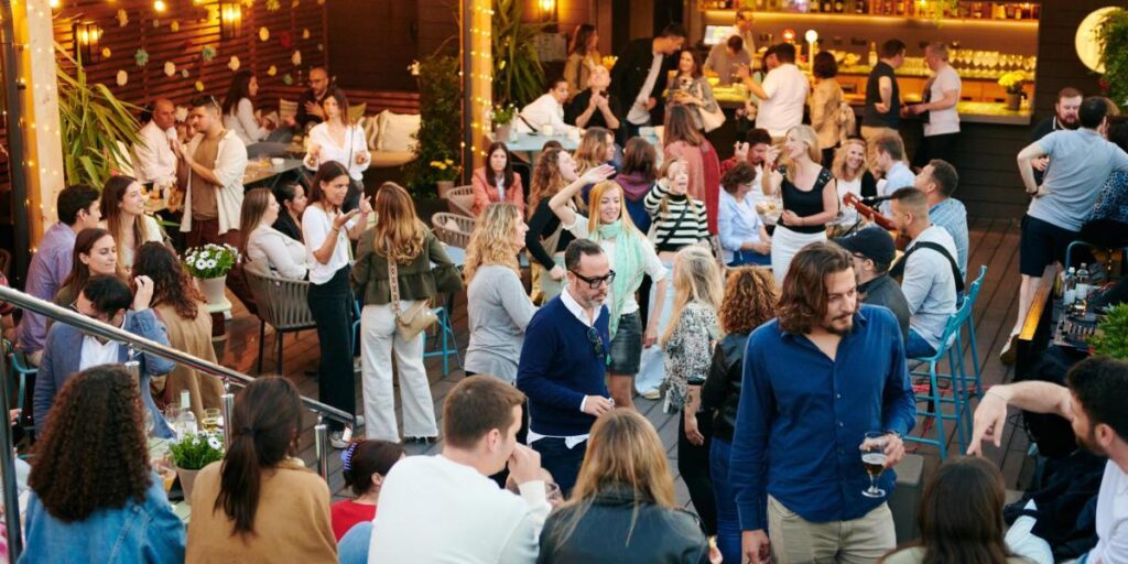 The TOP Hotel Gallery estrena por todo lo alto la nueva temporada de tardeo