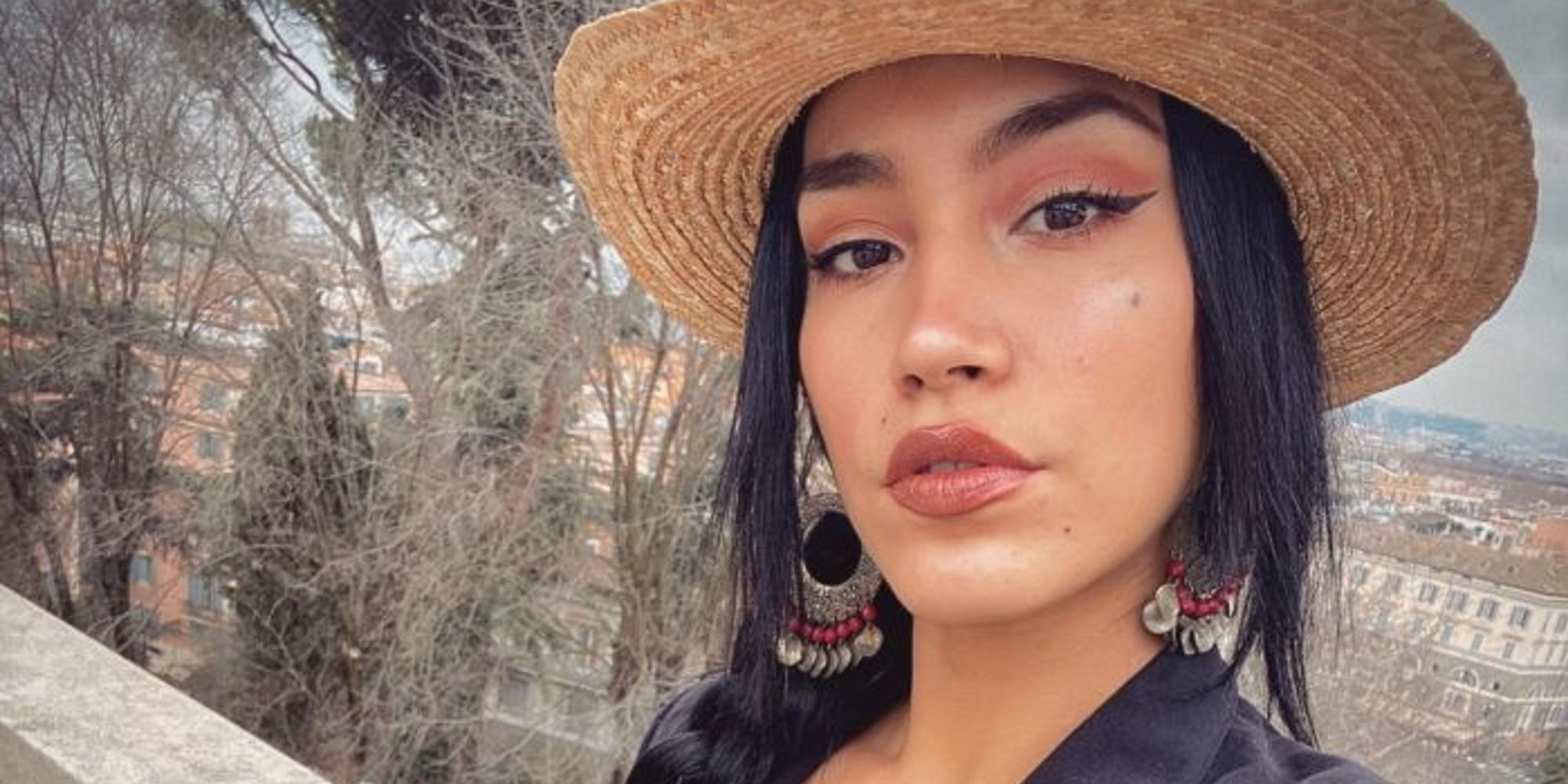 Todo en 90 Días: Los 10 looks de viaje más a la moda de Jeniffer Tarazona