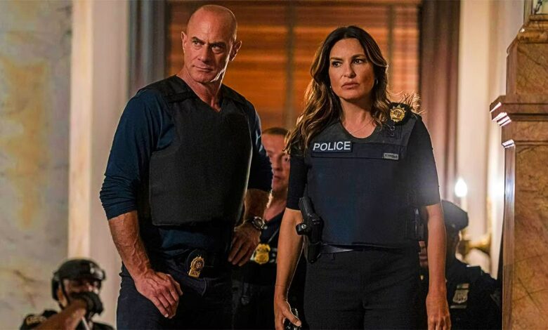 Benson and Stabler standing together in Law and Order