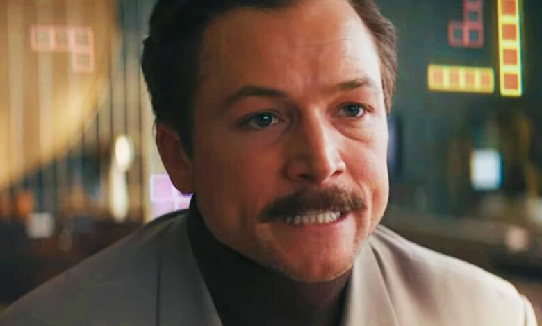 Taron_Egerton_in_Tetris