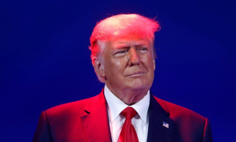 Trump aprovecha acusaciones y recauda fondos para 2024