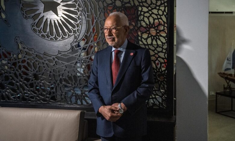 Túnez arresta a Rachid al-Ghannouchi, figura destacada de la oposición