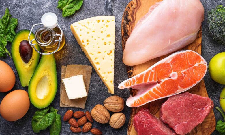 Una por una: las dietas que ayudan a bajar de peso, pero que no serían saludables