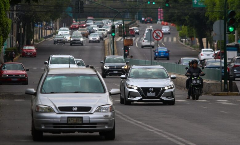 Venta de autos ligeros recupera niveles prepandemia: Inegi