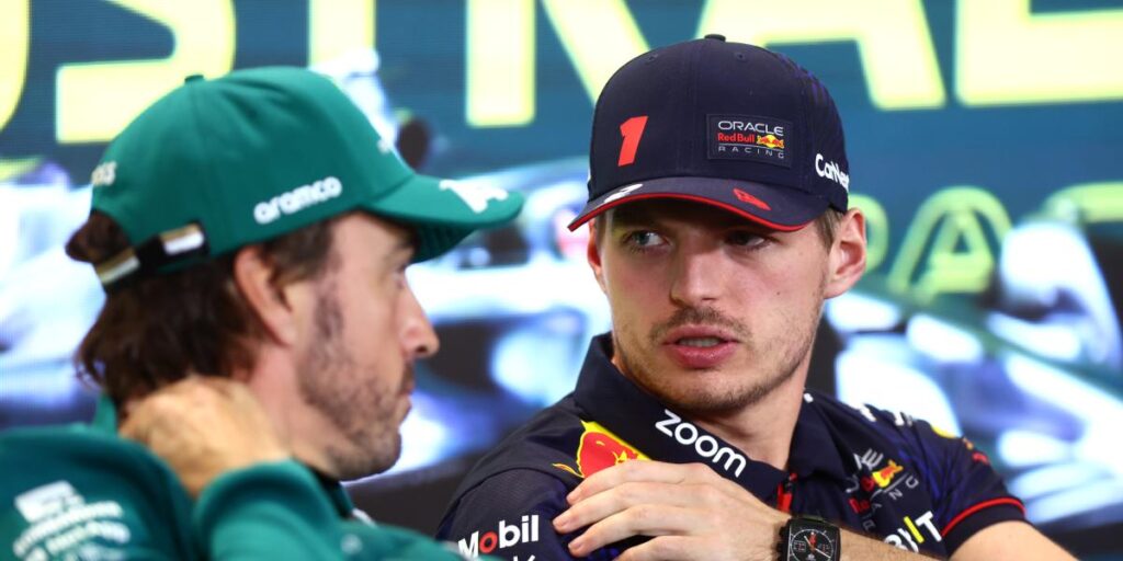 Verstappen muestra su admiración por Alonso: "Ya debería haber ganado..."