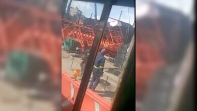 Video | Reportan caída de estructura metálica en trabajos de rehabilitación de la Línea 12